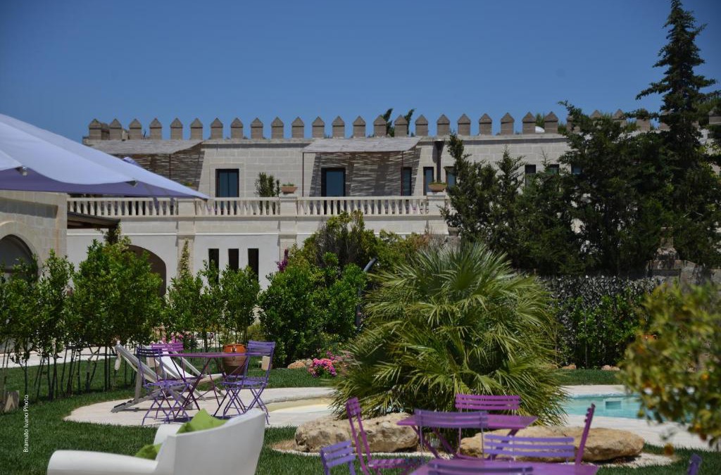 Salice Salentino Bed & Breakfast | Le Scuderie - Castello Monaci