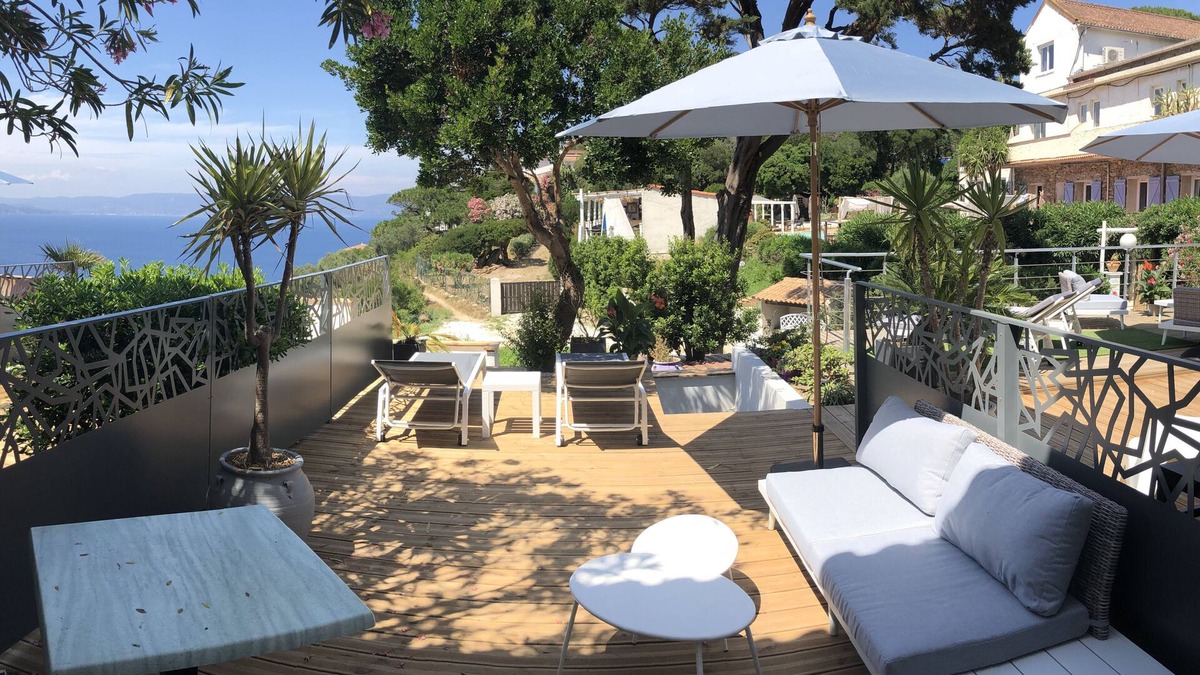Ile du Levant Apartment | Le Silène Apartment T2 - 28m2 Sea view Terrace 25 m2 Air conditioned