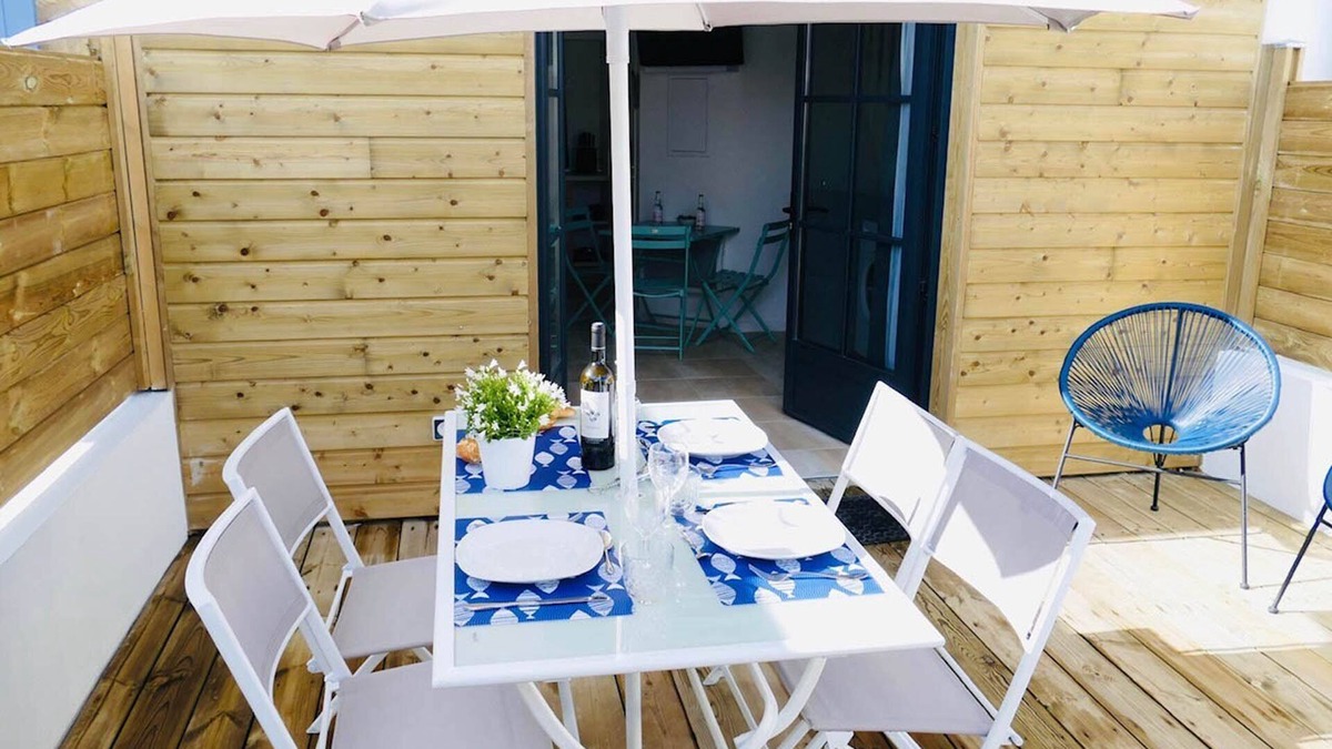 La Cotiniere Apartment | LE STUDIO, Gîte 3. Clos des Aigrettes, 30m from La Cotiniere Port
