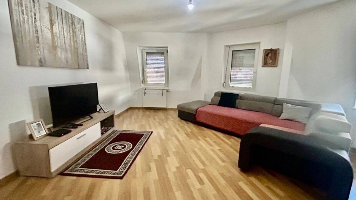 Mulhouse Apartment | Le suite des rêves est situé dans centre-ville,WiFi gratuit, parking, Netflix.