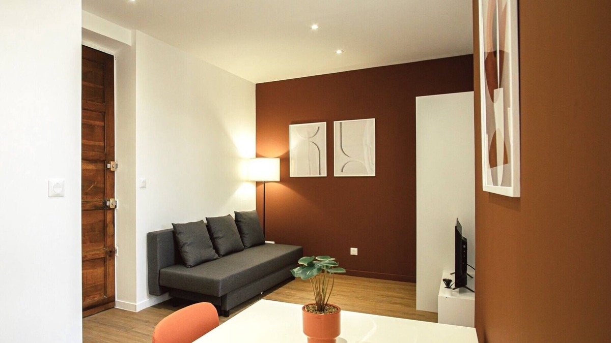 Serin Apartment | Le Terracotta - Joli studio Metro D Valmy et quais de Saone