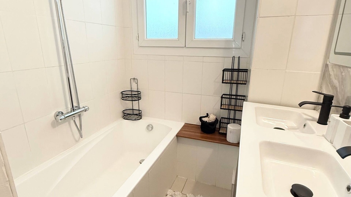 Lemasson Apartment | Le Tilleul- Large F2 close to the center and all amenities