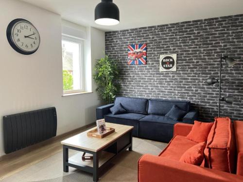 Calais Apartment | Le Victor Hugo