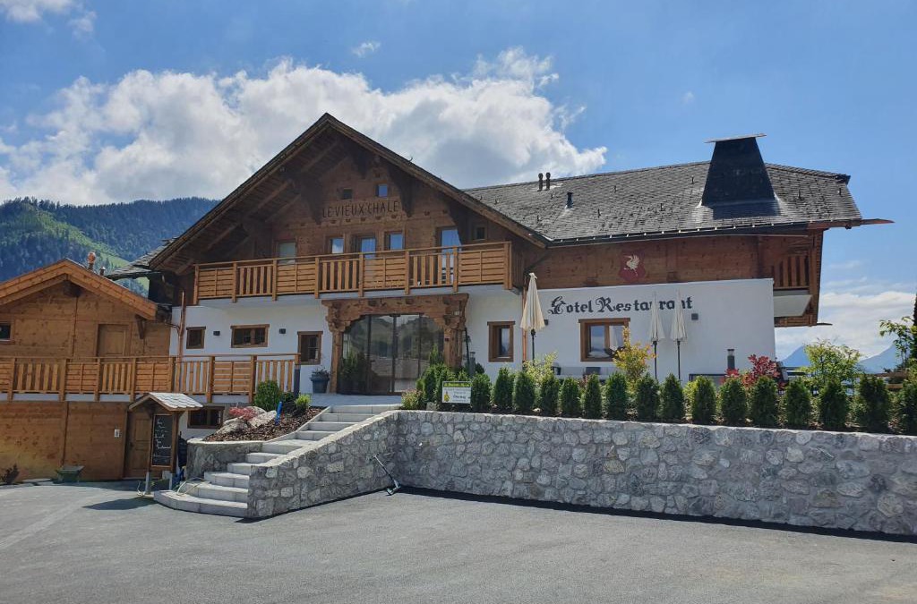 Cresuz Hotel | Le Vieux Chalet