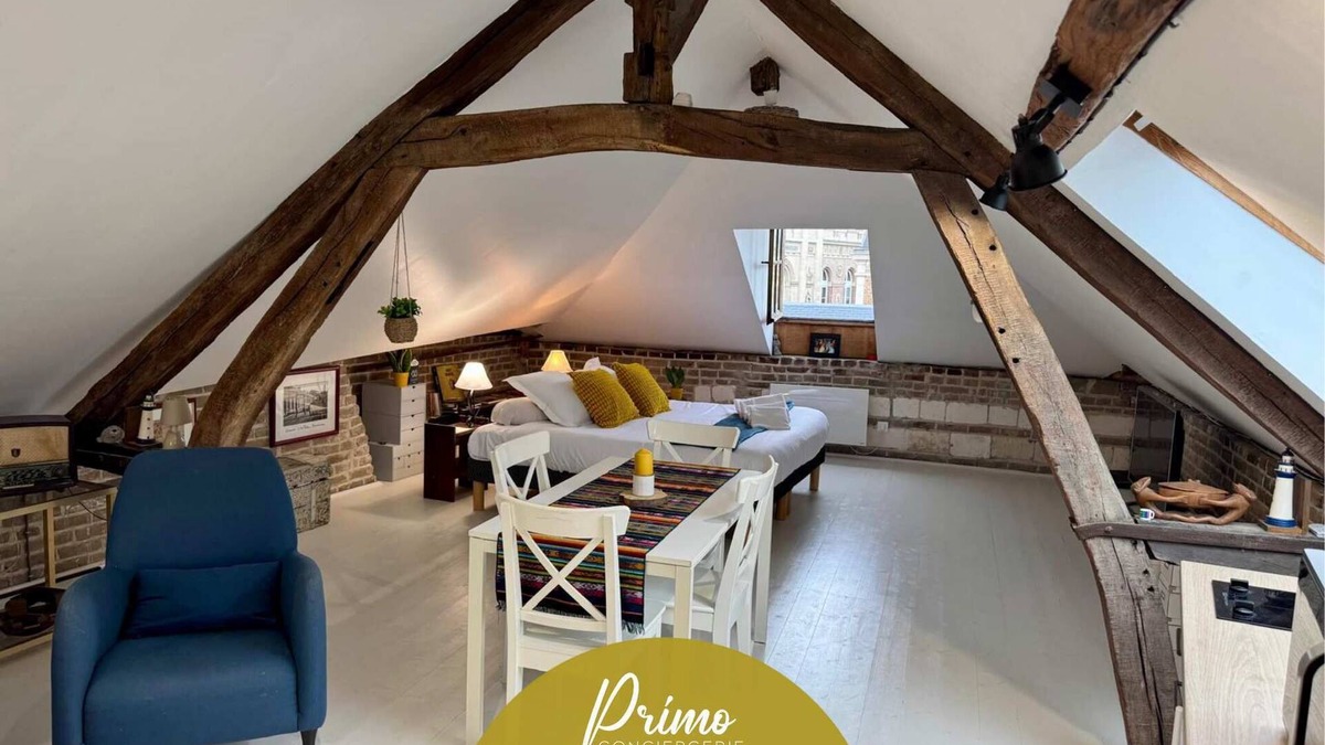 Centre Ville Apartment | Le Vitrail - Cathedrale, Centre, Charme