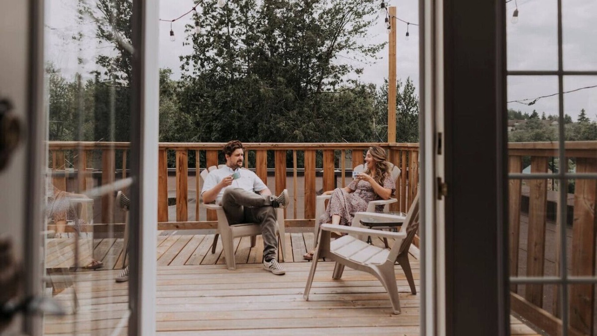 Mont-Tremblant Apartment | #Le80ies | Dtown Ice rink Shuttle to ski