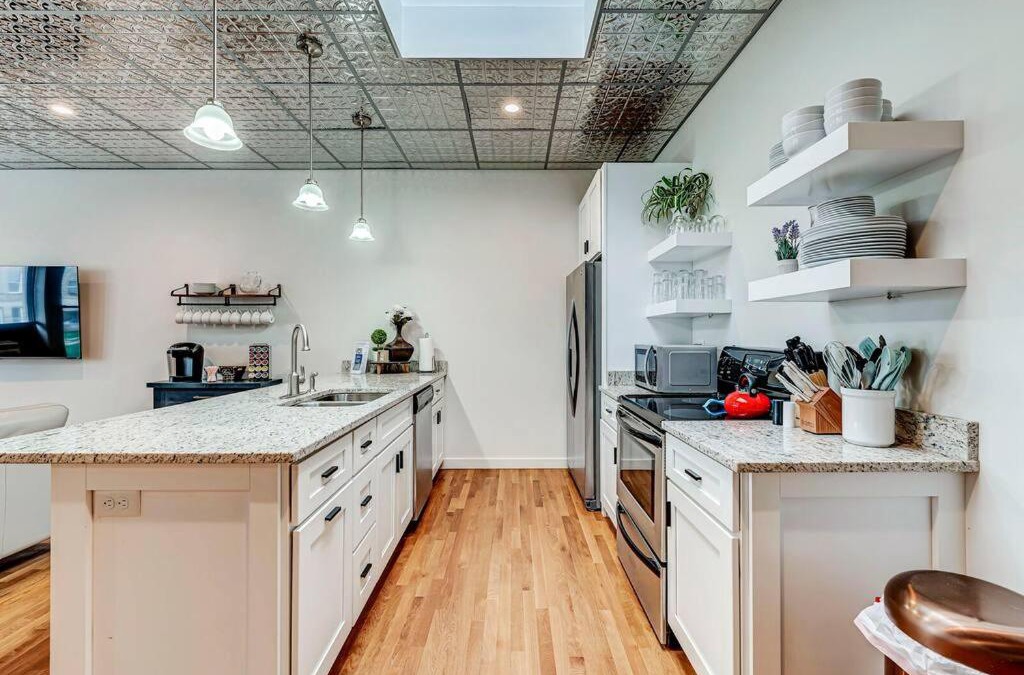 Lebanon Apartment | Lebanon Loft on the Downtown Square