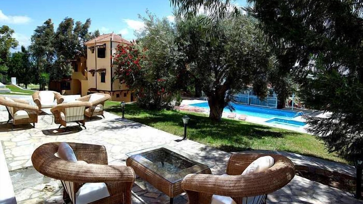 Kampos Marathokampou House | Ledra Samos Hotel