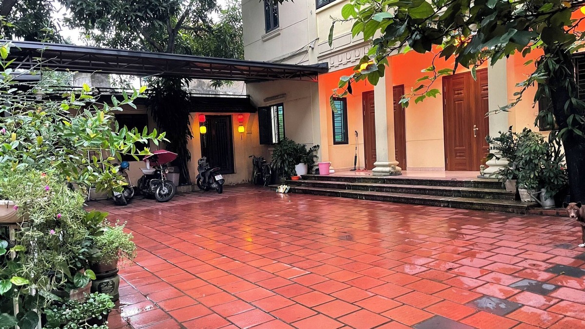 Dong Anh House | Lee homestay Ngôi Nhà Yên Tĩnh Có Sân Hiên Giường Cỡ Queen