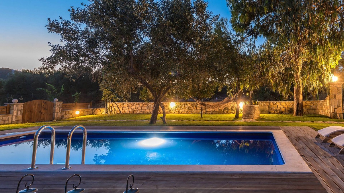 Lithakia Villa | Leeda's Cottages