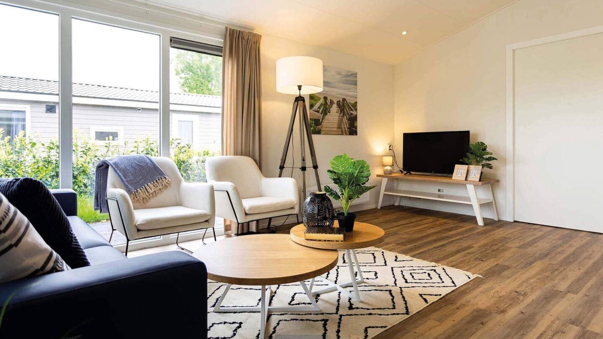 Cromvoirt Ski Chalet | ✓ Leijhoeve at Résidence de Leuvert ✓ Holiday home for 2 persons ✓ Located near Den Bosch (Noord-Brabant) ✓ Near De IJzeren Man ✓ Book directly through the park