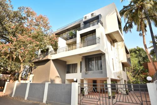 Alto de Porvorim Bed & Breakfast | Lembranca Studios & Suites Near Famous FLOATING CASINOS of Goa