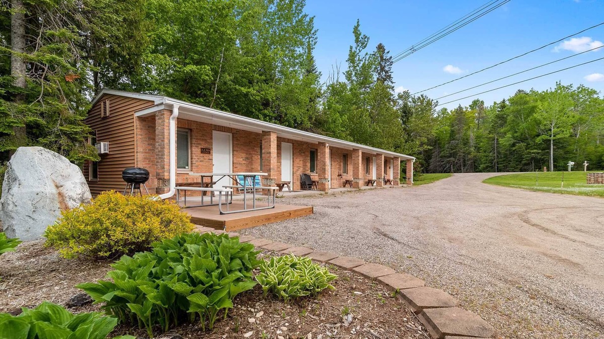 Cheboygan Apartment | Lemmers Paradise #1 on Lake Huron
