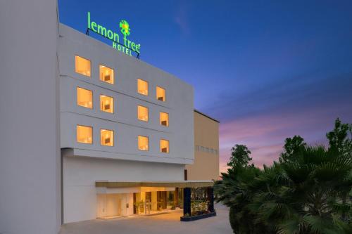 Islamnagar Hotel | Lemon Tree Hotel, Chandausi