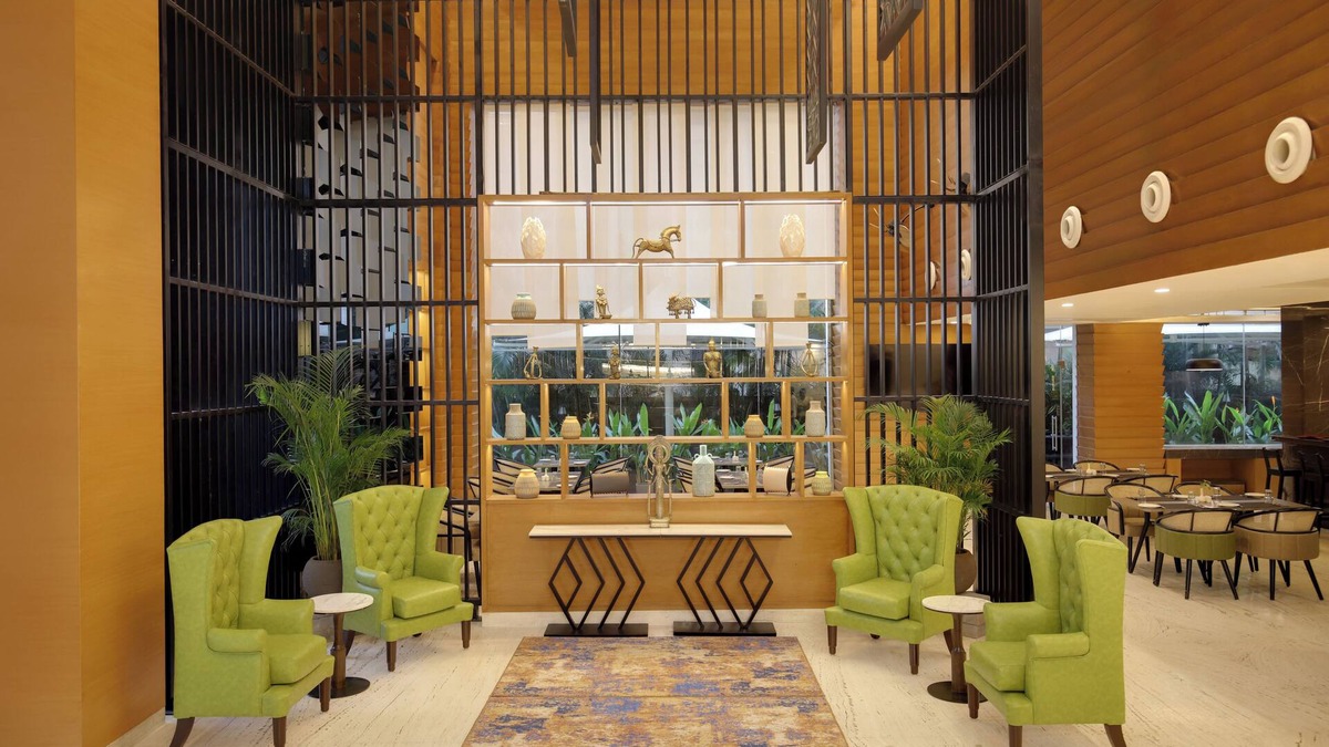 Vashi Hotel | Lemon Tree Premier Navi Mumbai