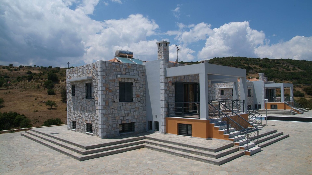 North Kynouria House | "Lemonia" Luxury Villa Apartment