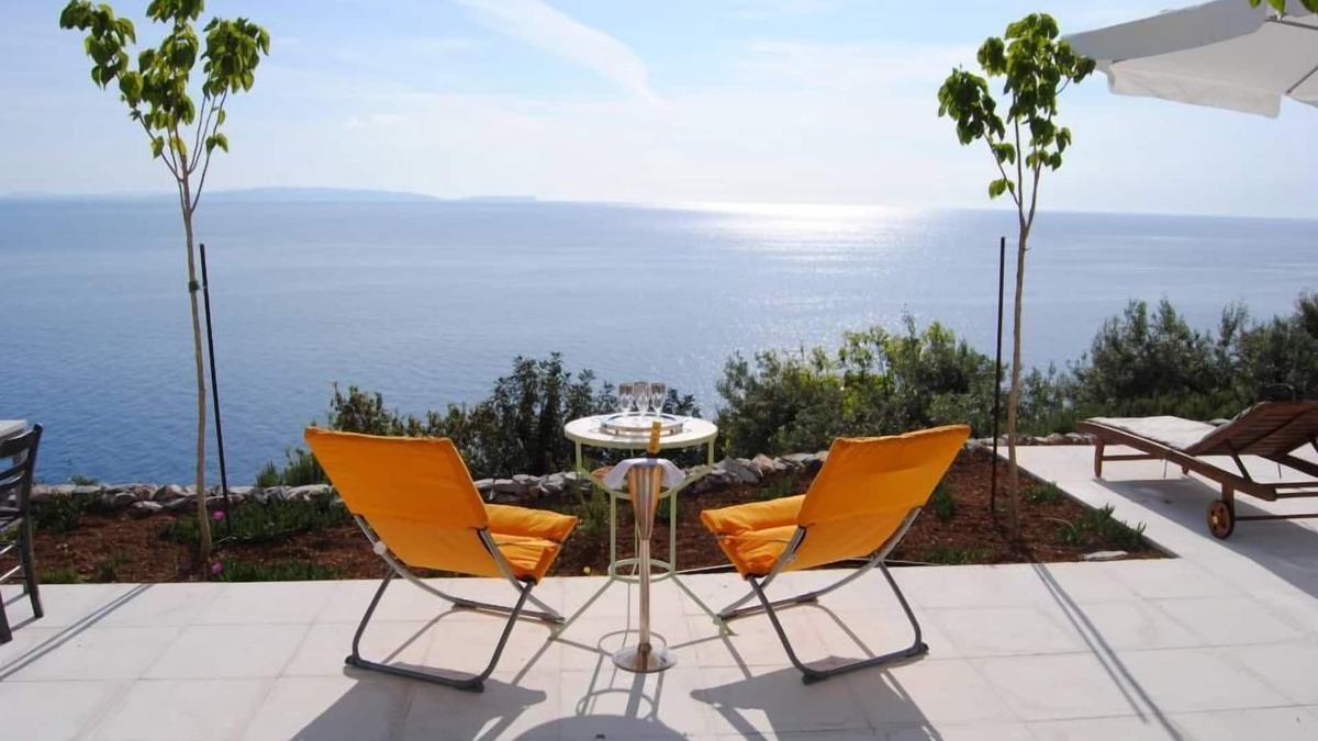 Livadi House | Leonidionhouses - The Ogra House