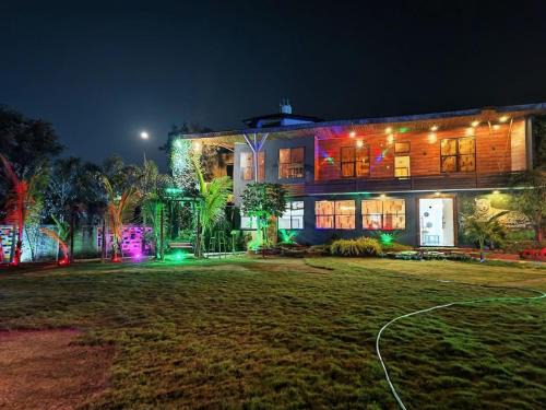 Mhow House | Leopard Farmhouse