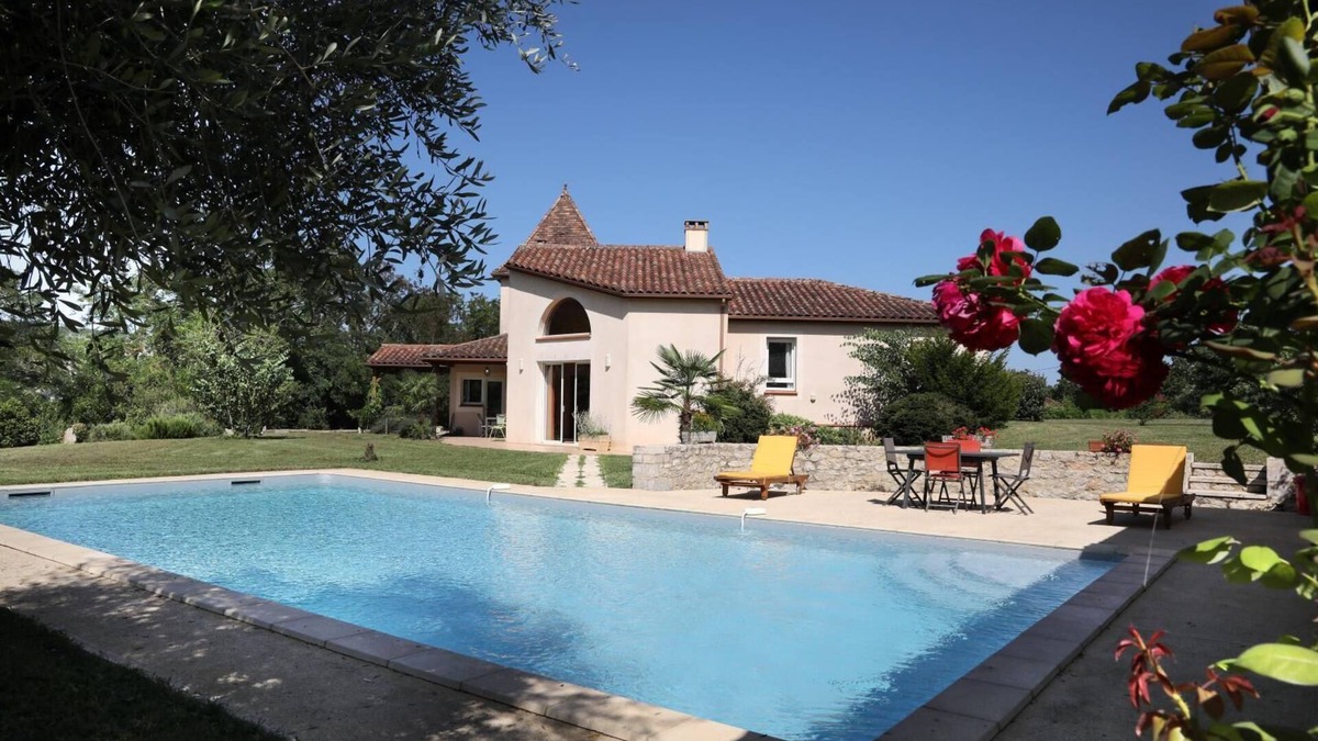 Parnac House | Les Acacias - PARNAC