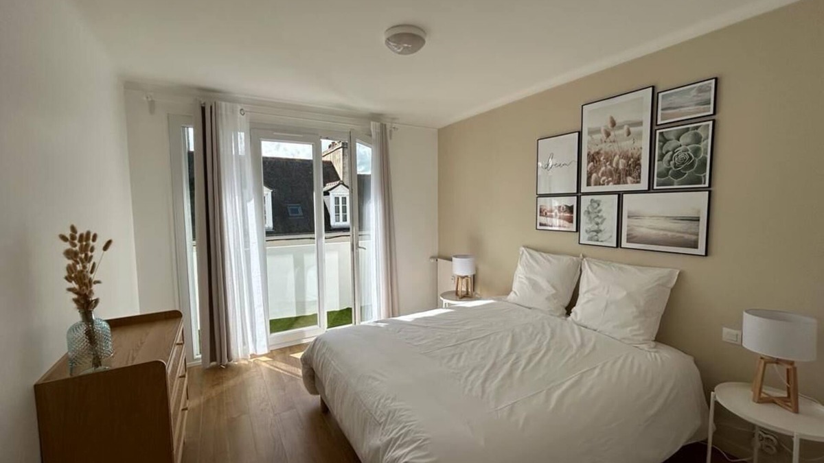 Saint-Brieuc Apartment | Les baigneuses, in the heart of the Saint-Michel district in Saint-Brieuc, garage