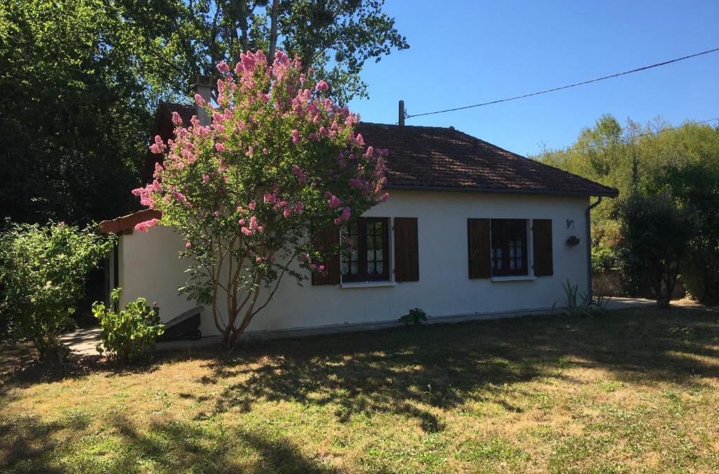 Montbron Apartment | Les Bruyeres Gite