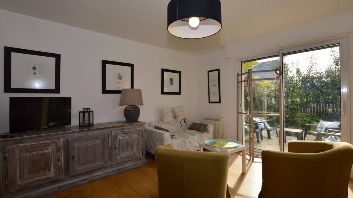 Saint-Meloir-des-Ondes House | Les Cassis - SAINT MELOIR DES ONDES