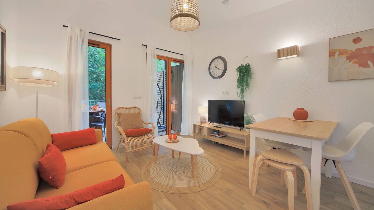 Eppe-Sauvage House | Les Charmes C24B - Le Val Joly