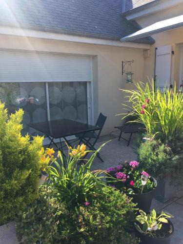 Quettehou Bed & Breakfast | Les Charmilles