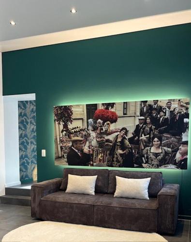 Mons Apartment | Les Chartriers D&G