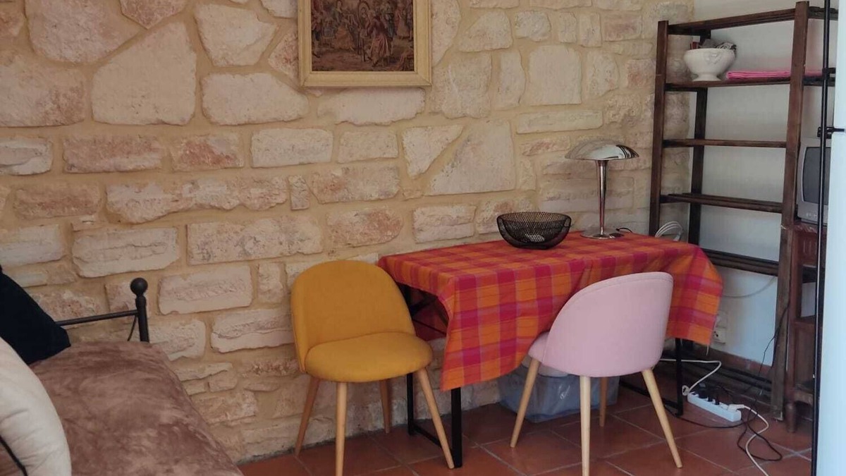 Saint-Alban-sous-Sampzon Apartment | Les cigales studio laurier pres vallon pont d'arc
