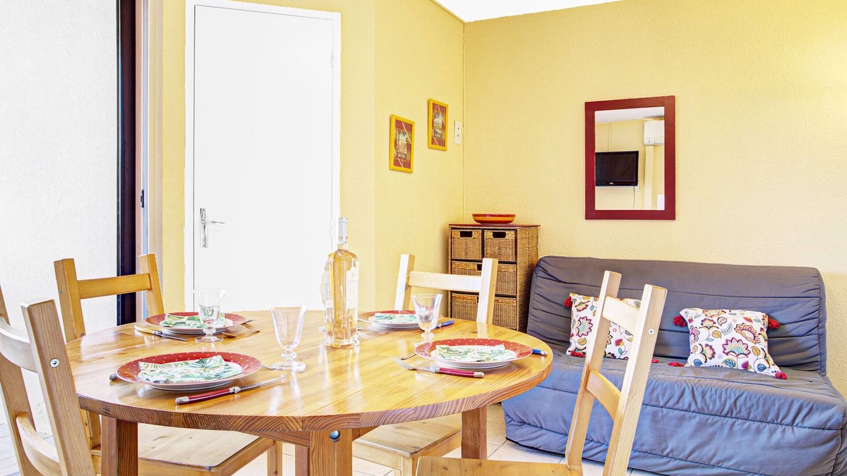 Les Arenes Apartment | Les Coraux by Interhome