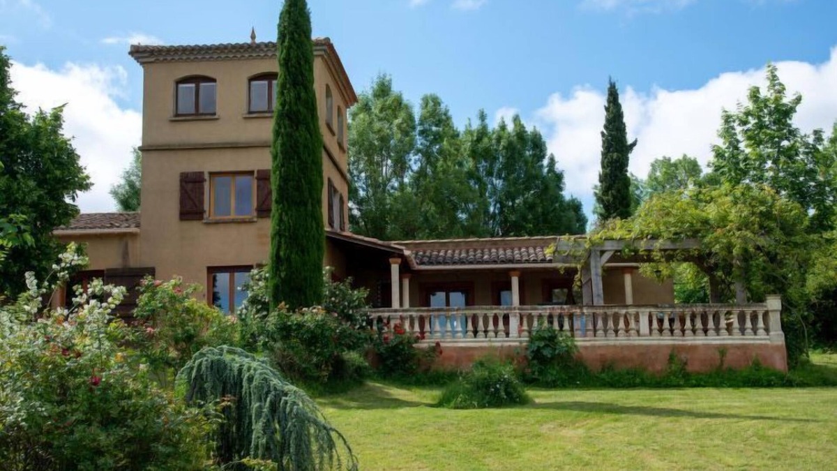 Vendemies House | Les Ecuries by Interhome