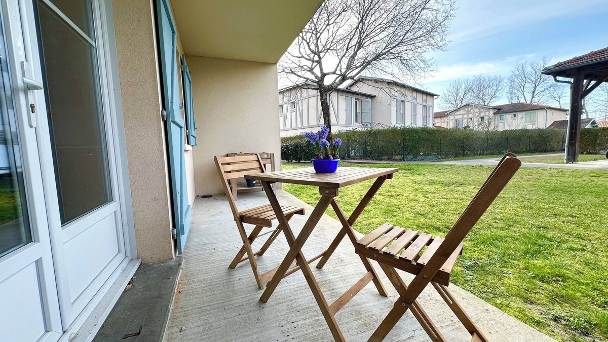 Aureilhan House | Les Gemmeurs - T2 near the lake