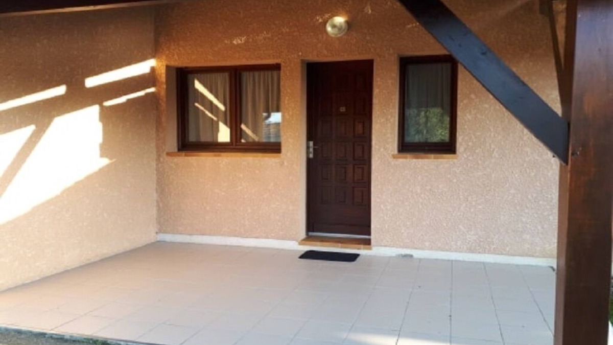 Eugenie-les-Bains Apartment | Les Genêts (T2 duplex) with swimming pool