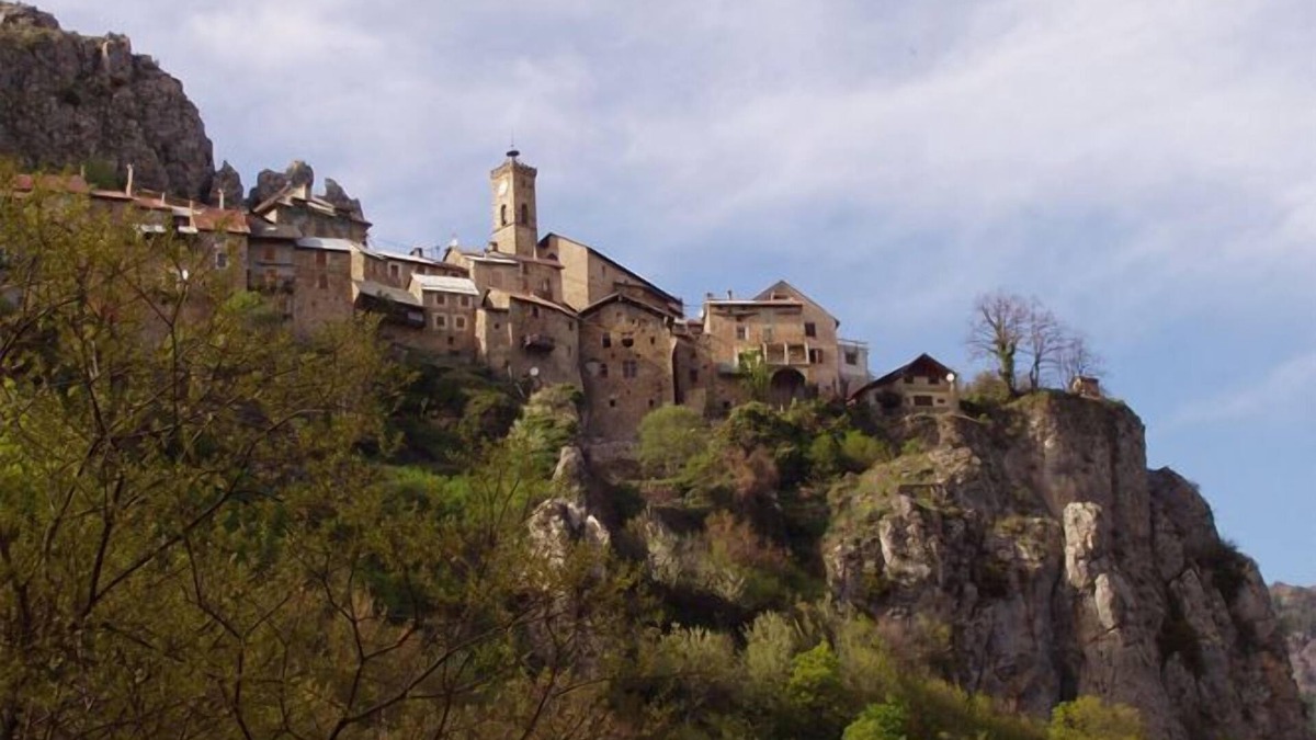 Roubion House | Les Gentianes - ROUBION