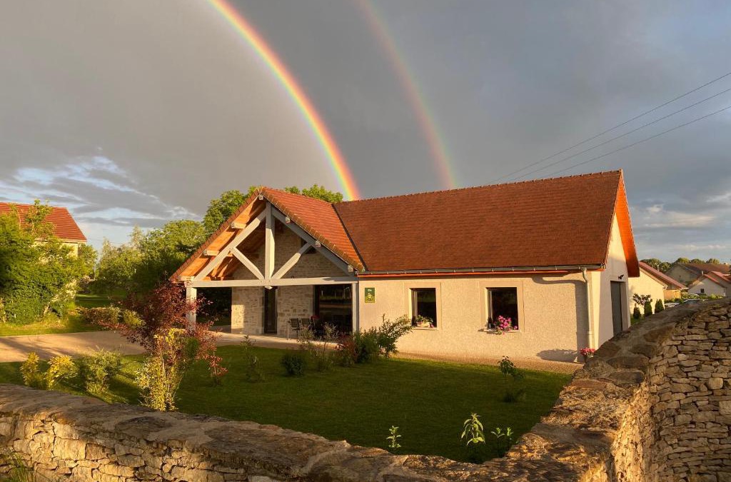 Granges-sur-Baume House | Les Gites des Hautes Roches