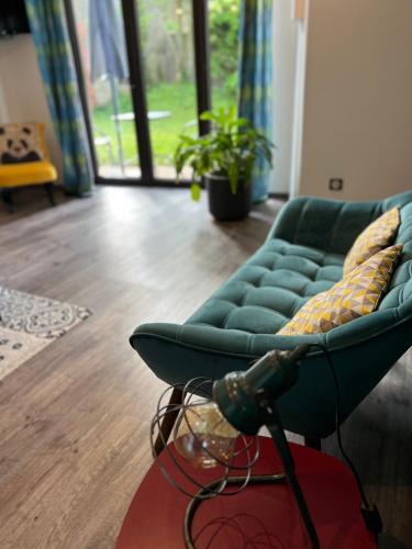 Sury-pres-Lere Apartment | Les Haltes de la Rive Gauche