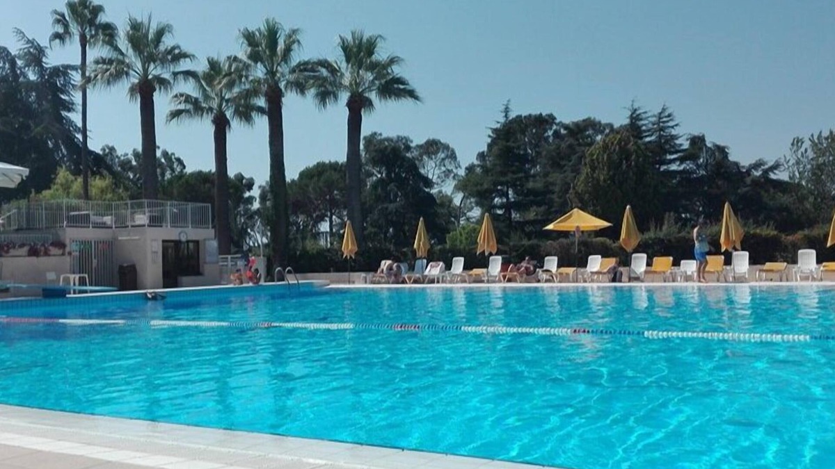 Villeneuve-Loubet Apartment | LES HAUTS DE VAUGRENIER Beautiful duplex with pool