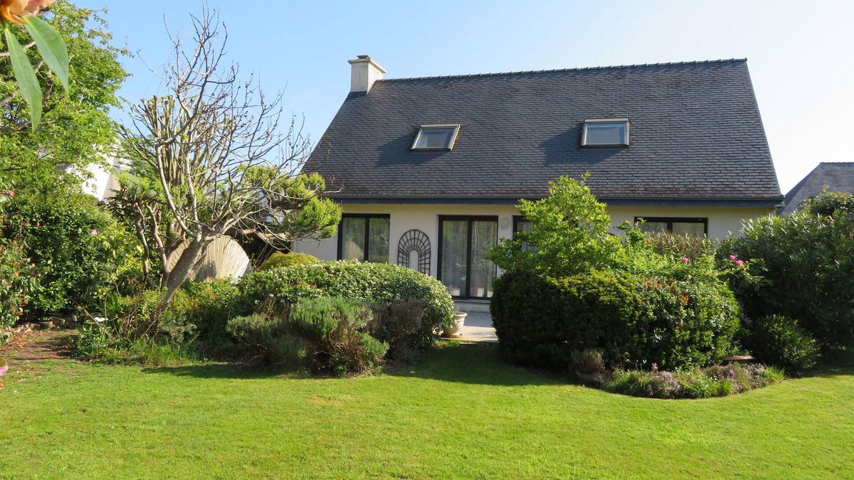Combrit House | "LES HORTENSIAS" STE MARINE 7 PERS. NEAR HARBOR AND BEACH