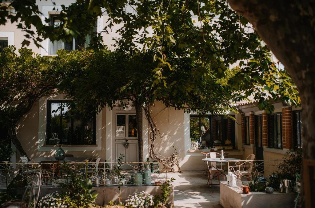 Pernes-les-Fontaines Bed & Breakfast | Les intérieurs d'Angèle