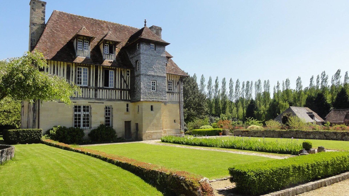 Canapville Hotel | Les Manoirs des Portes de Deauville