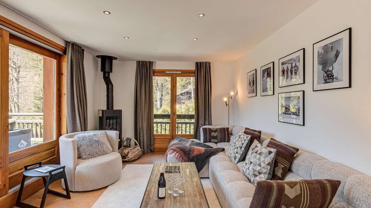 Argentiere Apartment | Les Melées Apartments - Alpes Travel - Argentiere (2 apartments sleeping 6/8 and 8)
