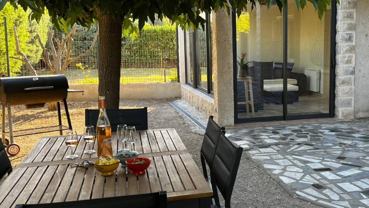 Cavaillon Apartment | les Olivades