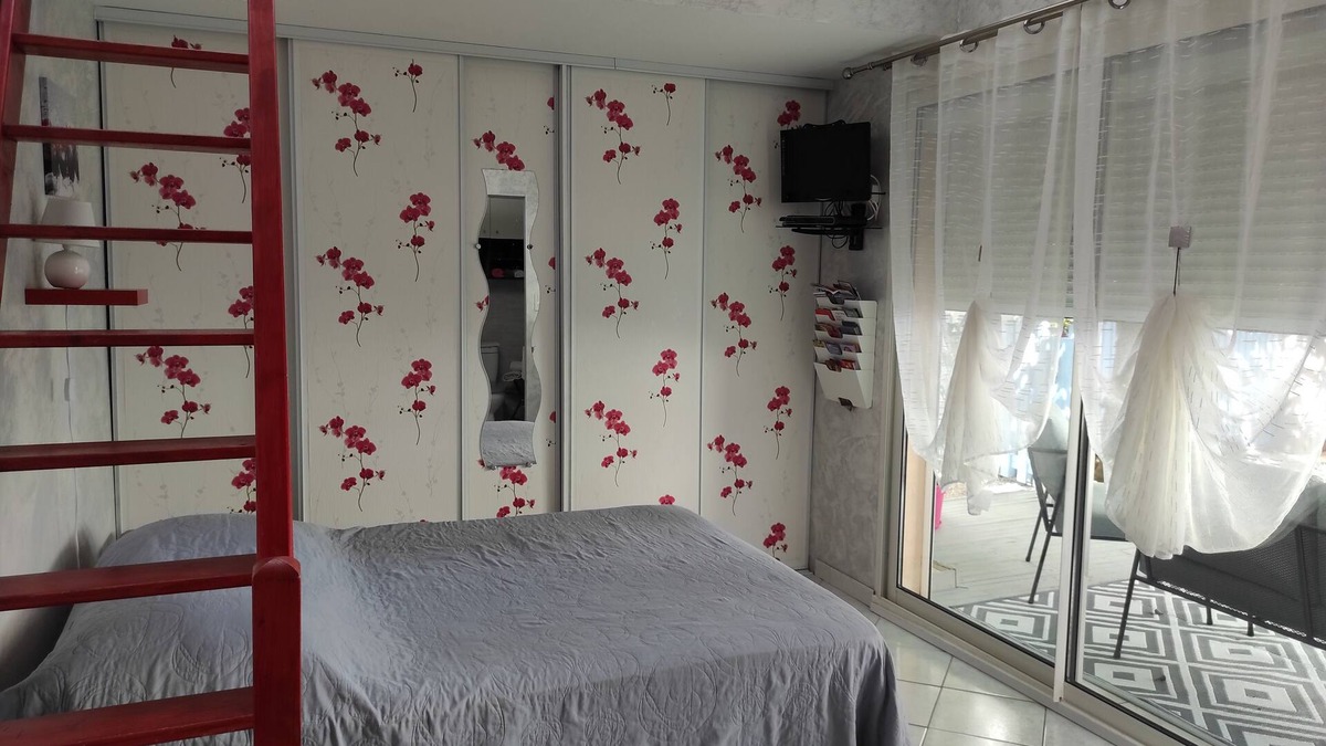 Bas-Vernet Bed & Breakfast | LES ORCHIDEES CHAMBRE D' HOTES PERPIGNAN LA RAYONNANTE