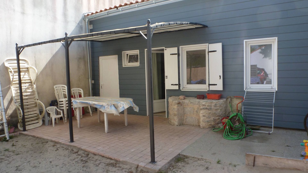 Les Moutiers-en-Retz Apartment | LES Pieds Dans LE Sable