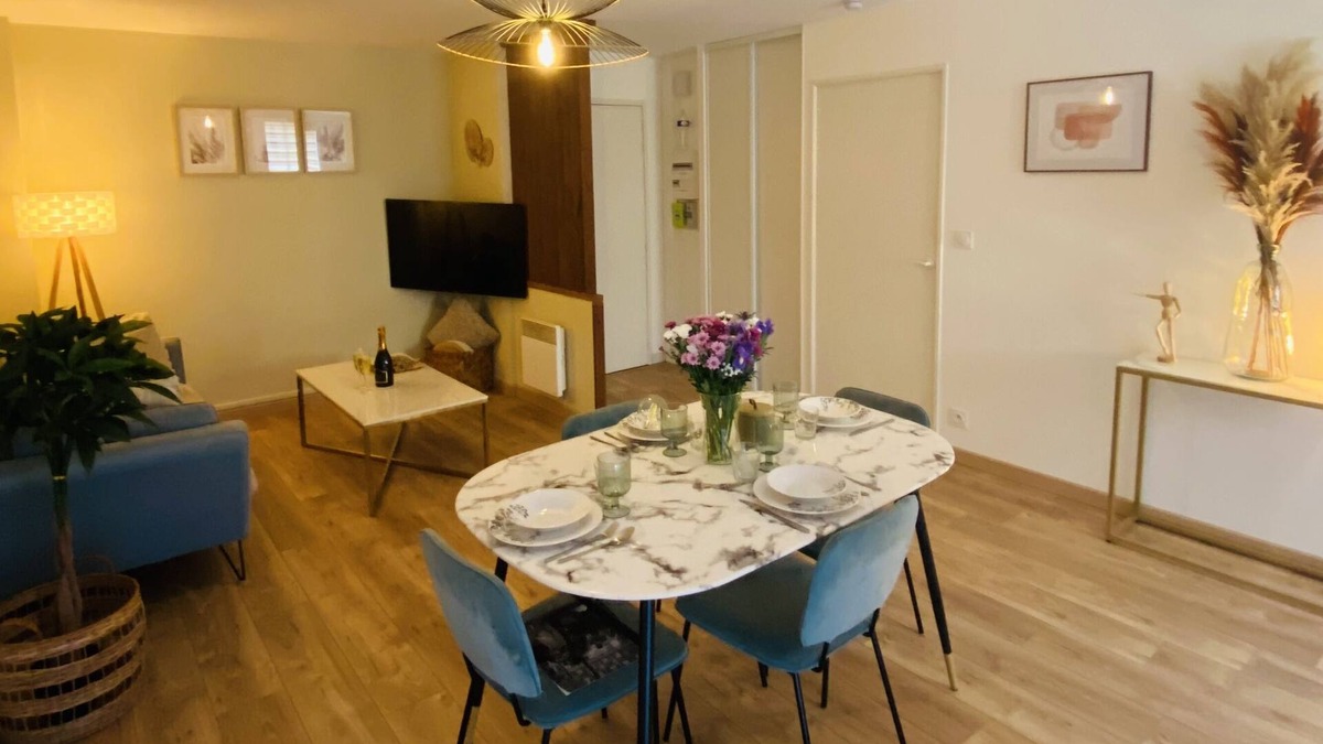 Chateauroux Apartment | Les Rives de L'indre
