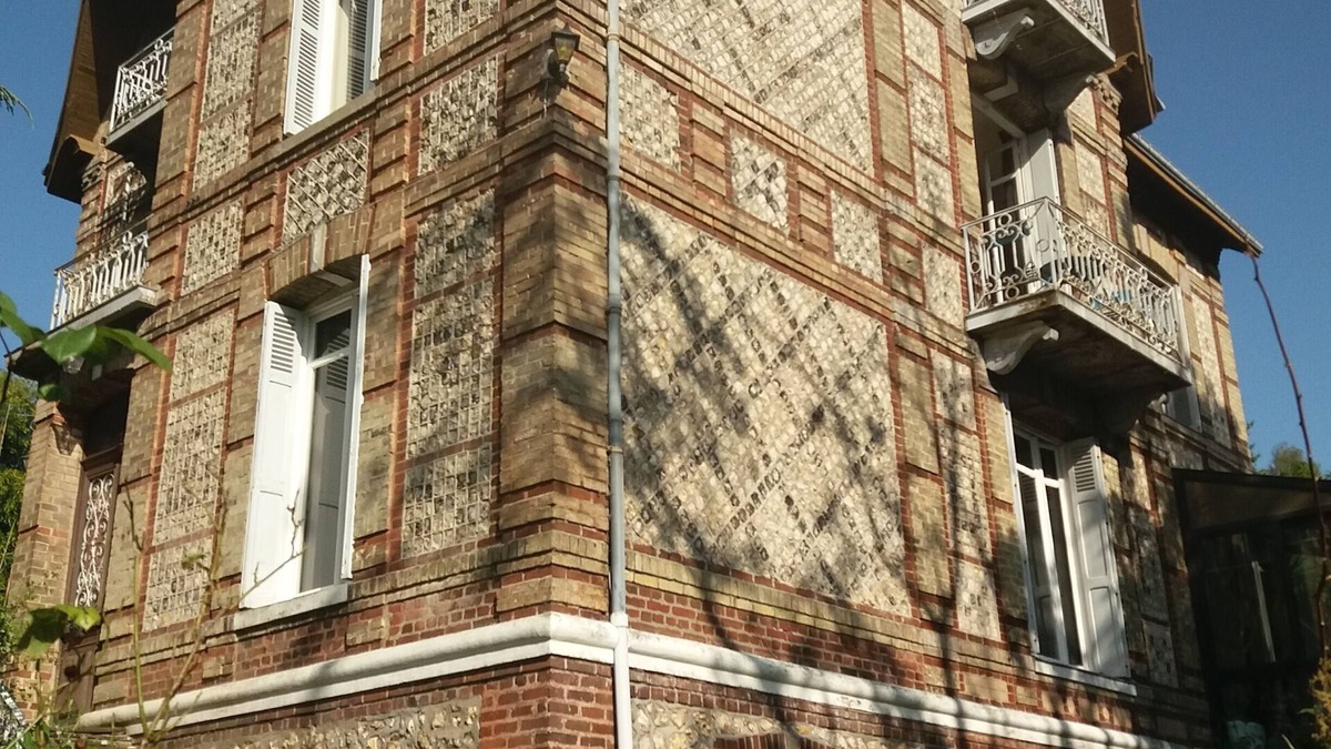 Bolbec House | Les Roches