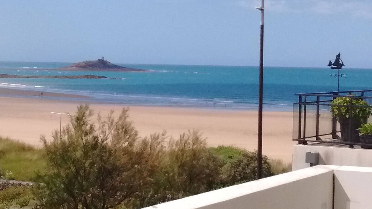 Sables-d'Or-les-Pins Apartment | "Les Sables" APT 2 pers SEA VIEW, BEACH SIDE IN Sables D'Or