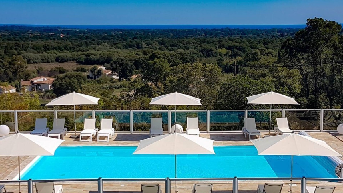 Serra-di-Fiumorbo Apartment | LES TERRASSES D'ACQUACITOSA Terrazza DI L'ARANCI T2