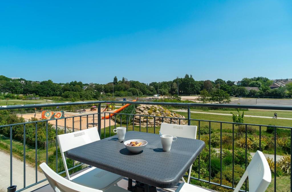 Concarneau Apartment | Les Thermes 521 - Appt proche plage avec piscine partagée